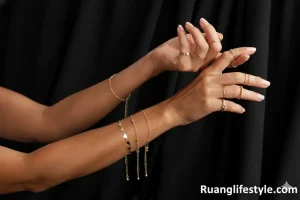 20 Ide Nama Brand Perhiasan Minimalis untuk Generasi Muda