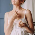 25 Ide Nama Brand Parfum Mewah yang Terkenal Elegan